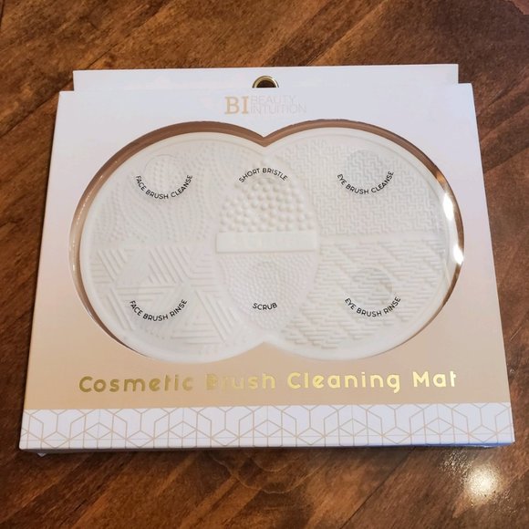 Beauty Intuition Cosmetic Brush Cleaning Mat - Picture 1 of 7